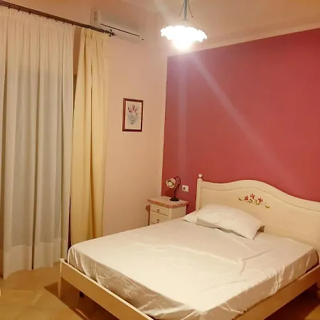 Spacious With Private Pool And Stunning Views Villa Bompensiere