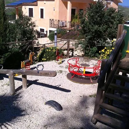 Villa Spacious With Private Pool And Stunning Views Bompensiere
