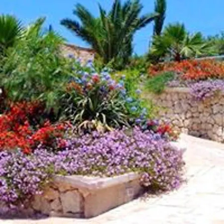 Spacious With Private Pool And Stunning Views Villa